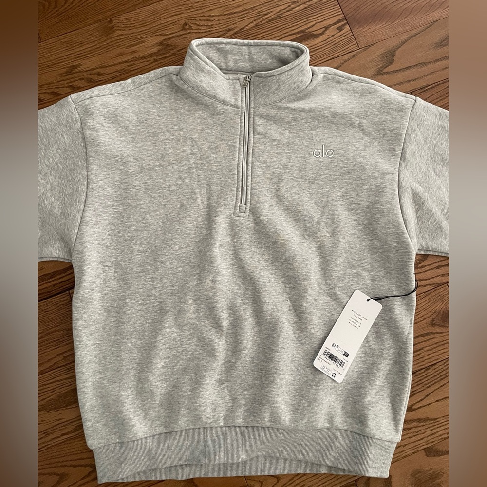 ALO Yoga Men's Light Gray Zip-Up Sweater